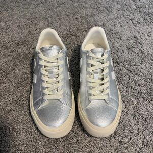 Veja Campo Metallic Silver Sneakers size US 7
